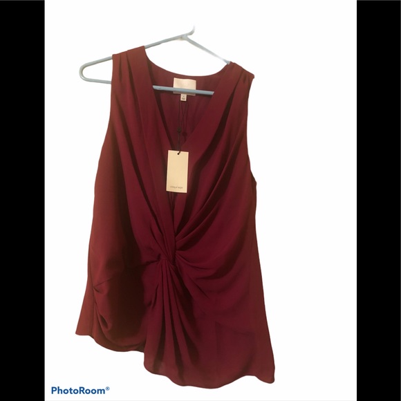 Cinq a Sept Abby V-Neck Twist Front Top - Picture 7 of 8